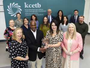 group photo with award